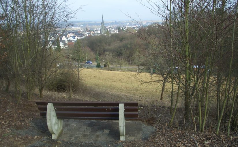 Ruhebank auf dem Kippel